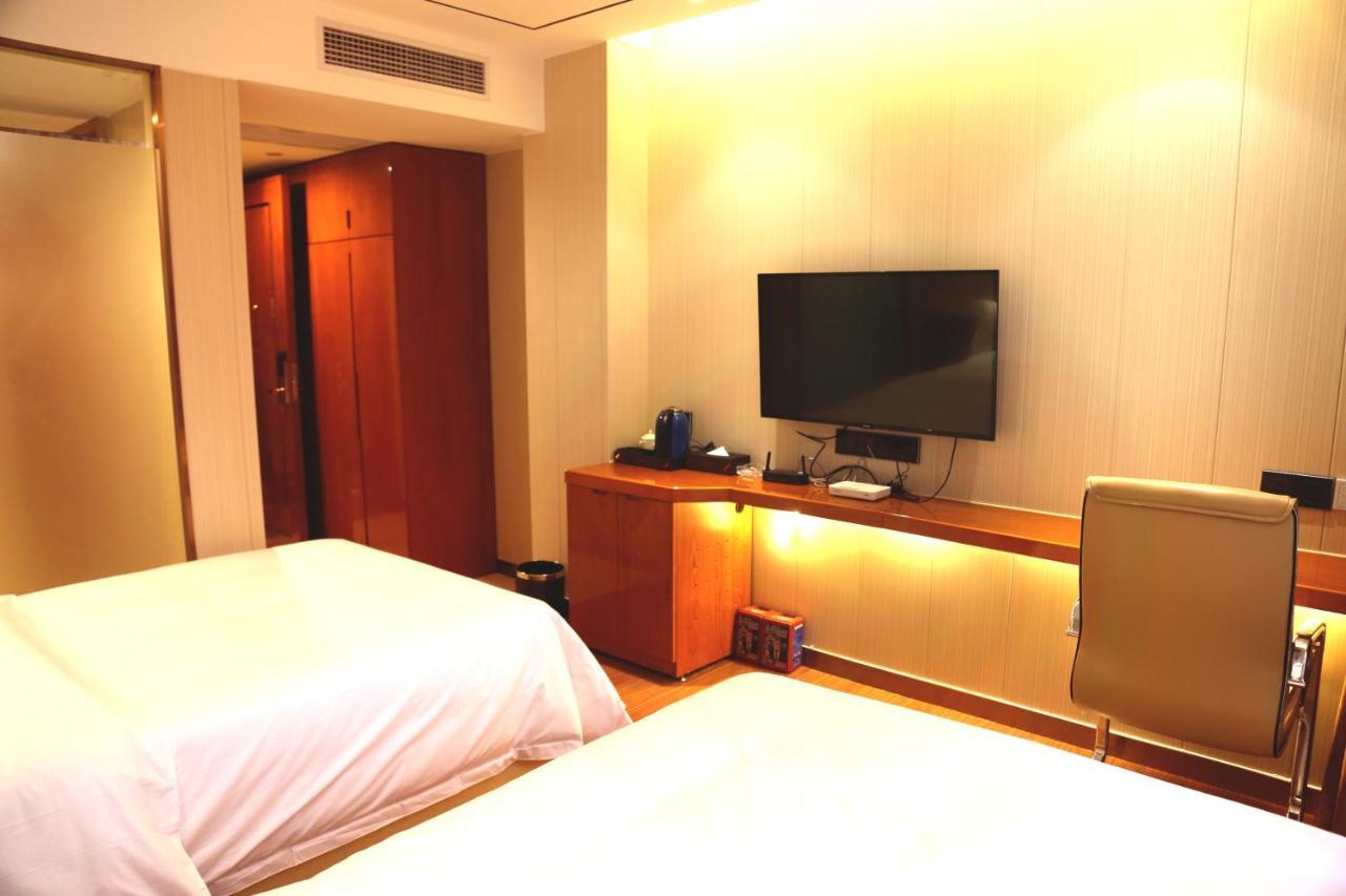 גואנגג'ואו Zhongbo Art Hotel מראה חיצוני תמונה