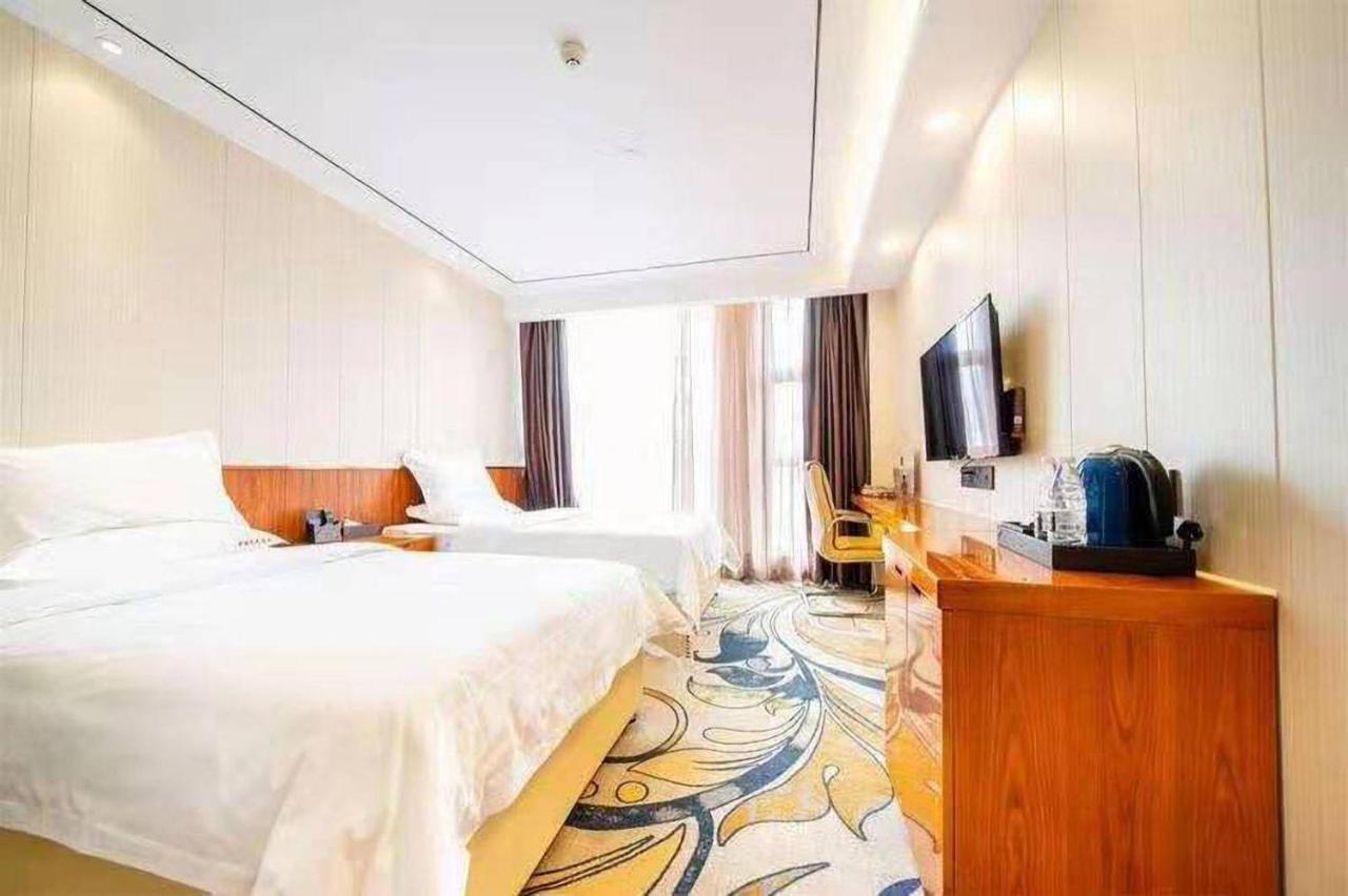 גואנגג'ואו Zhongbo Art Hotel מראה חיצוני תמונה