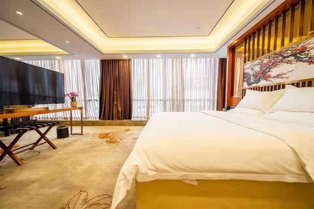 גואנגג'ואו Zhongbo Art Hotel מראה חיצוני תמונה