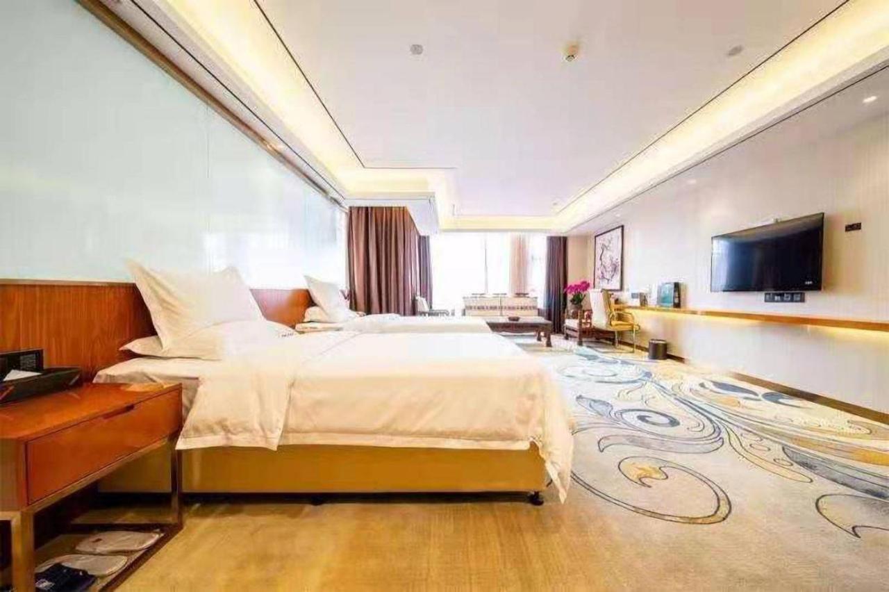 גואנגג'ואו Zhongbo Art Hotel מראה חיצוני תמונה