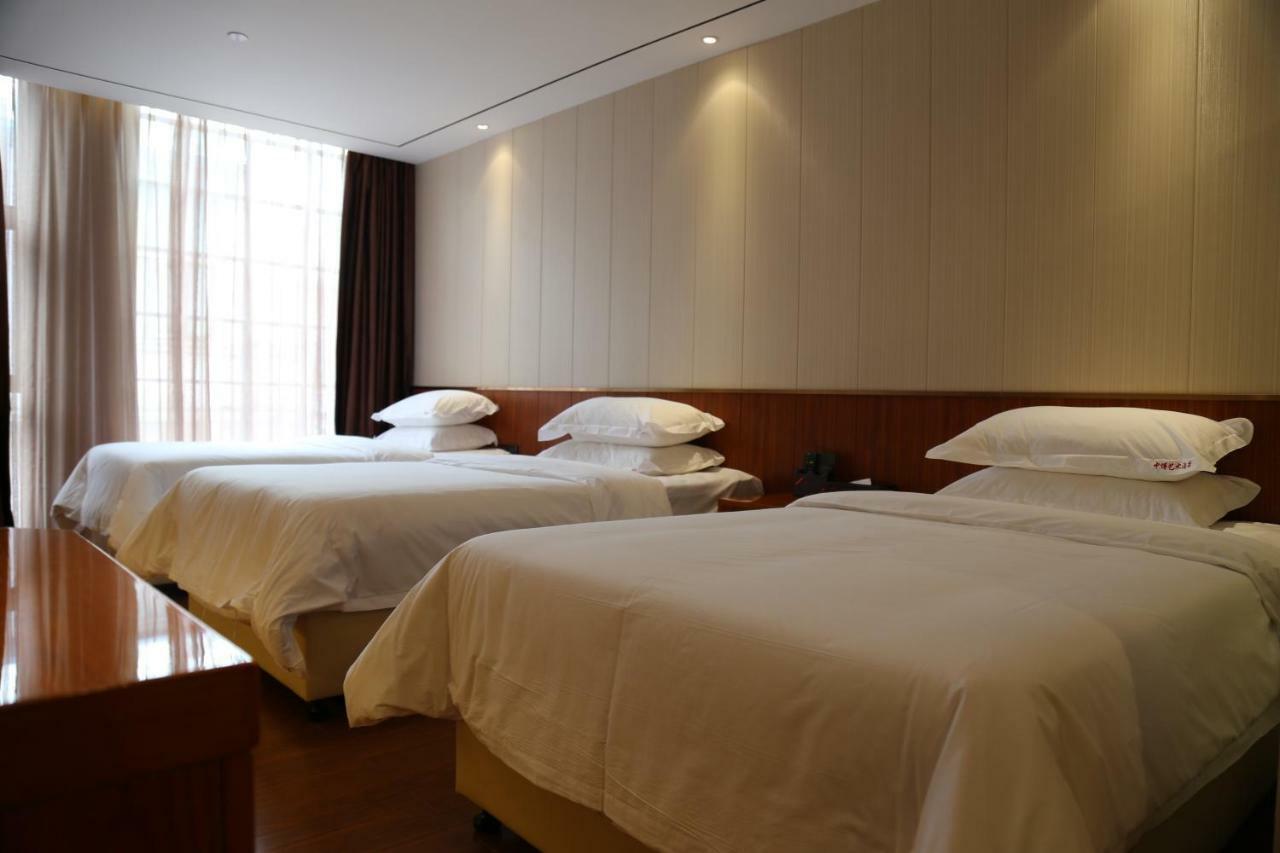 גואנגג'ואו Zhongbo Art Hotel מראה חיצוני תמונה